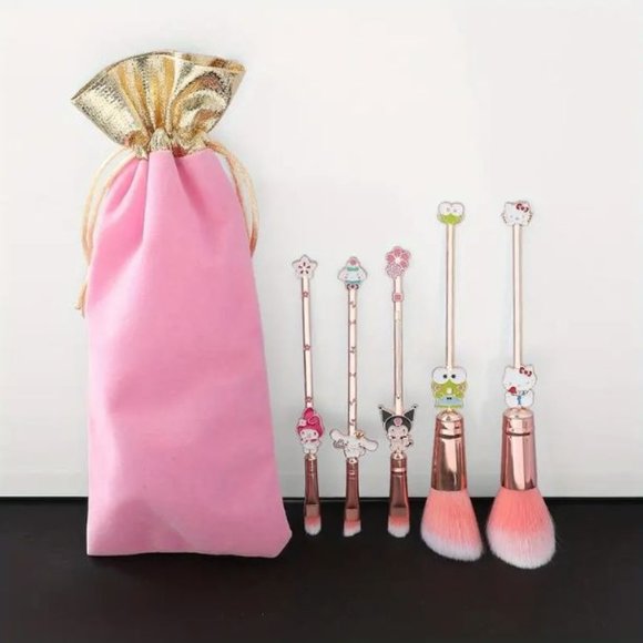 NEW! 5pcs Hello Kitty and Friends Makeup Brush w/ Metal Handles & Travel Case! - Picture 2 of 4